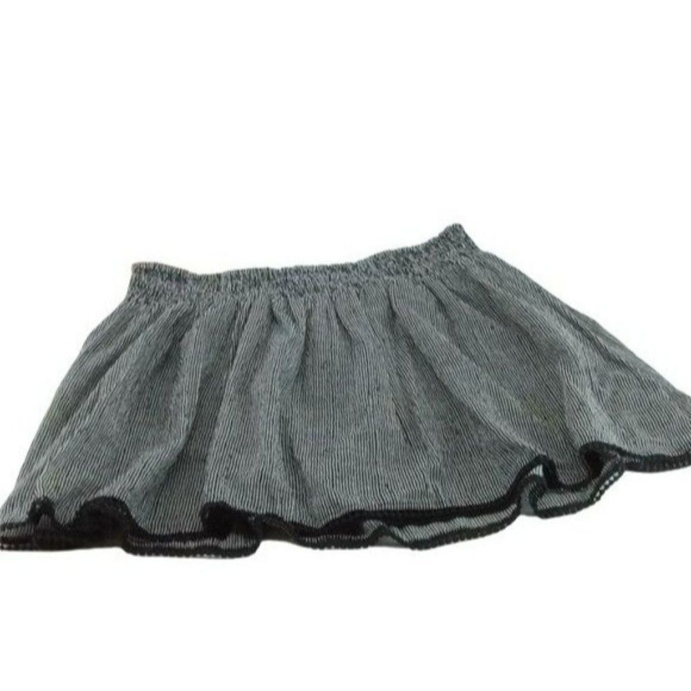 Old Navy Black & White Striped large skater flare Skirt